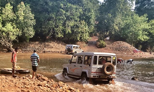 Поездка на джипе к водопаду Дудхсагар 